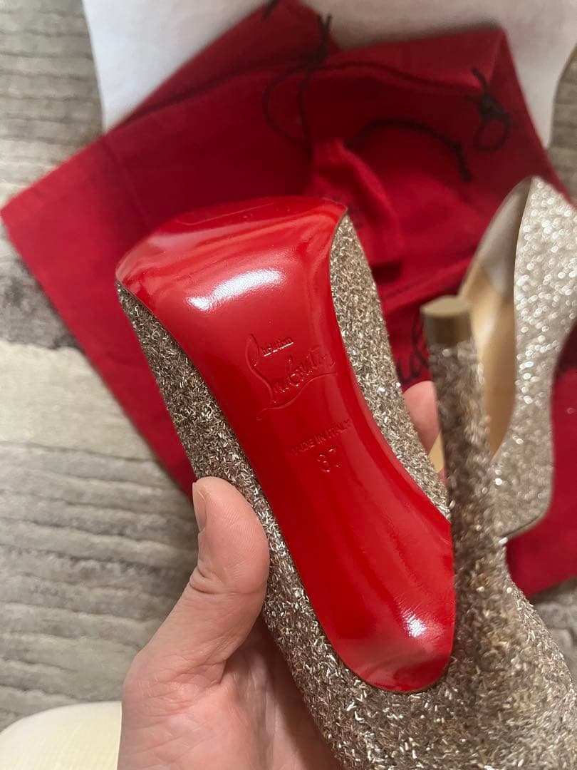 新品Christian Louboutin シルバー　ハイヒール24時間以内発送