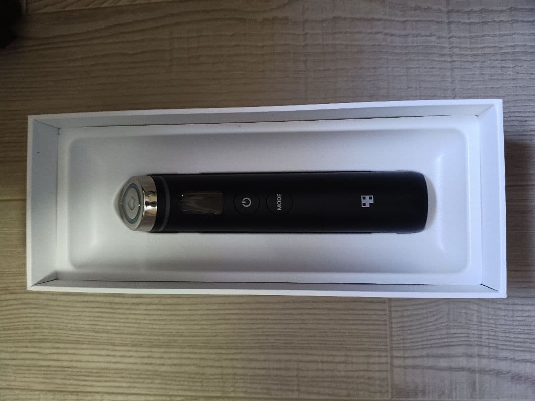 【美品】メディキューブ AGE-R ブースタープロ 美顔器 ブラック 正規品