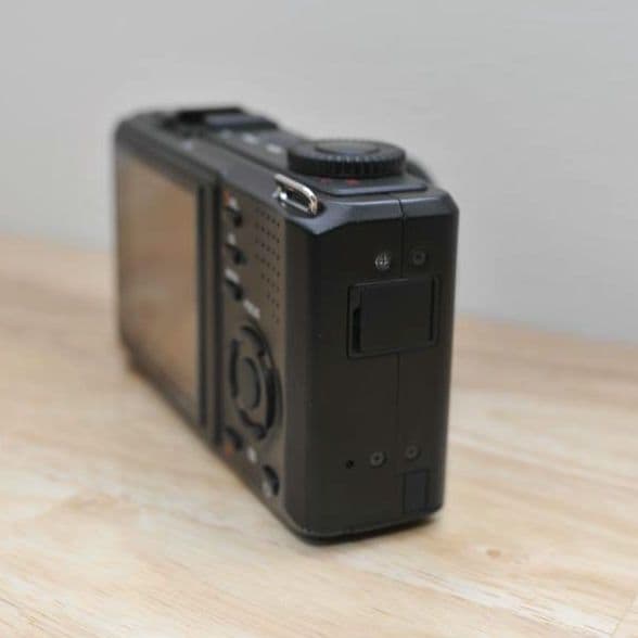 SIGMA dp1 Merrill 美品｜Foveon X3 名機｜バッテリー４