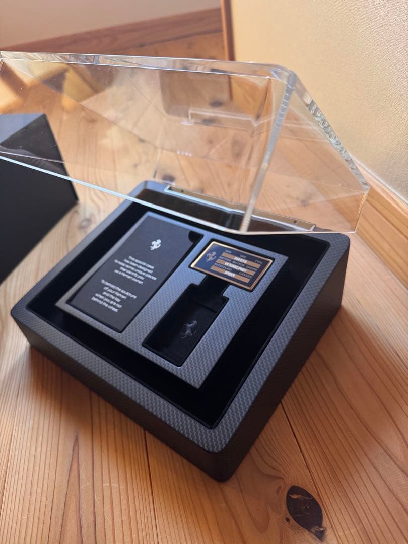 Ferrari コレクターズキーボックス