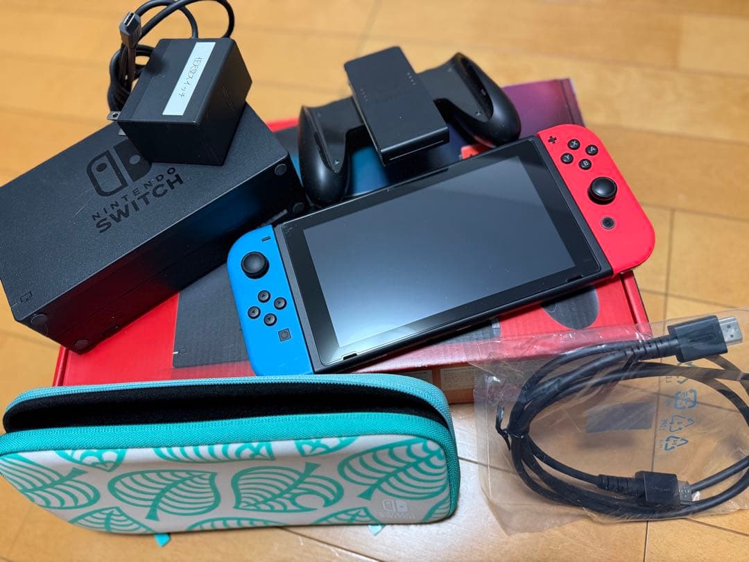 Nintendo Switch 赤/青 本体 付属品 葉っぱケース付き