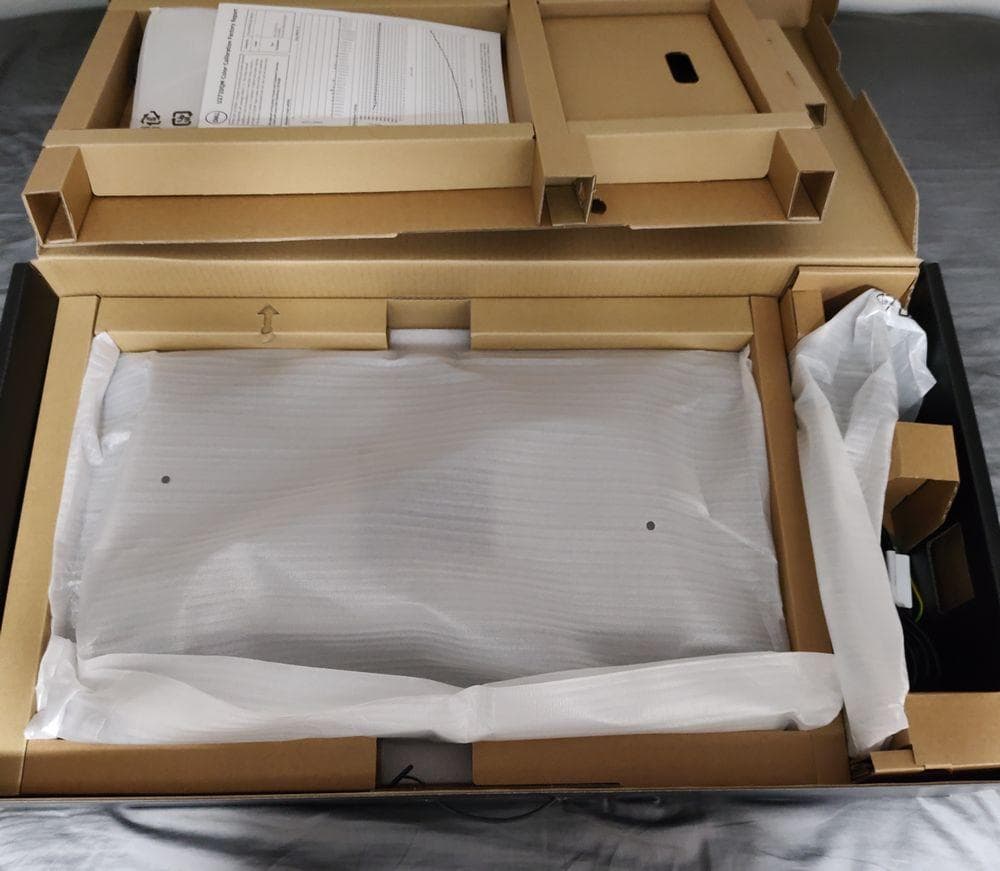 DELL U2720Q 27インチ4K液晶 IPS 非光沢