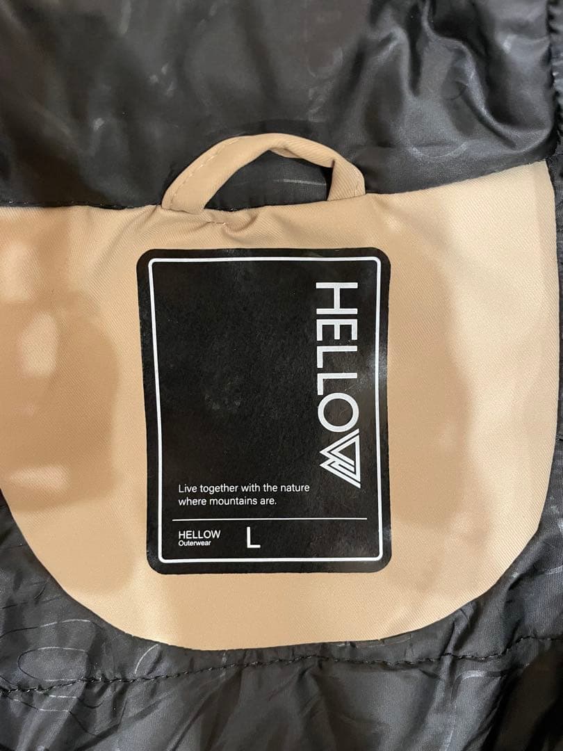 HELLOW スノーボードウェア　韓国