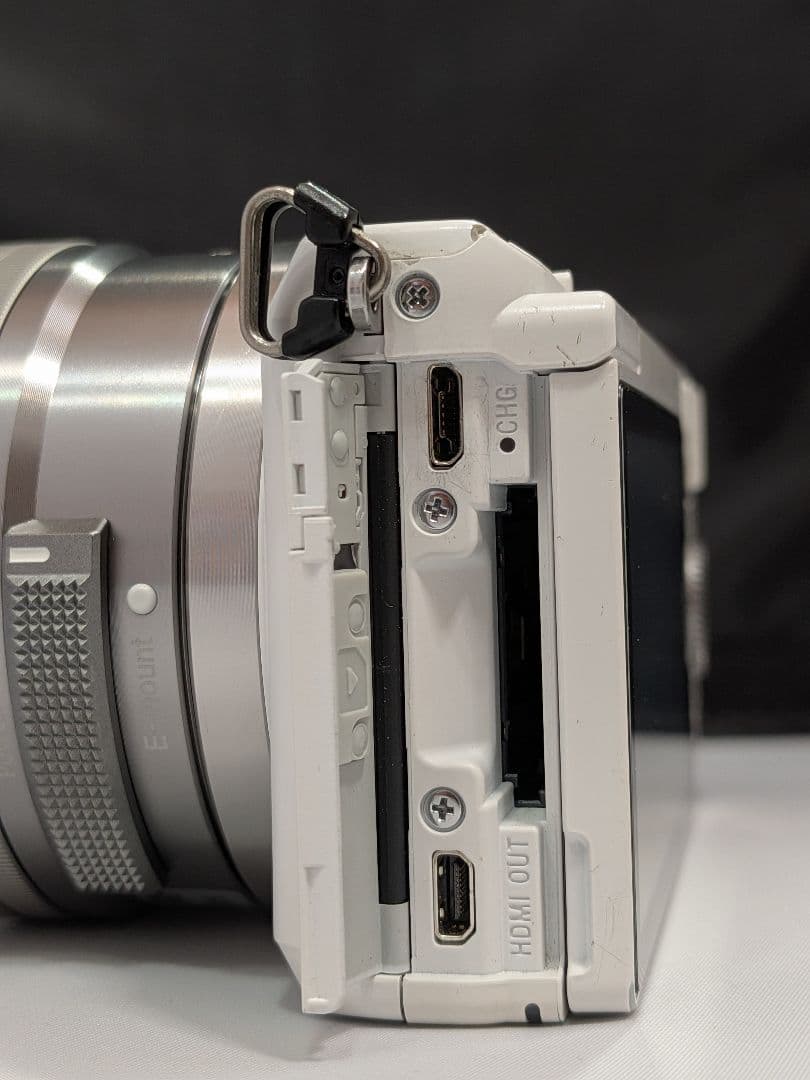 SONY α5100 ホワイト E 16-50mm