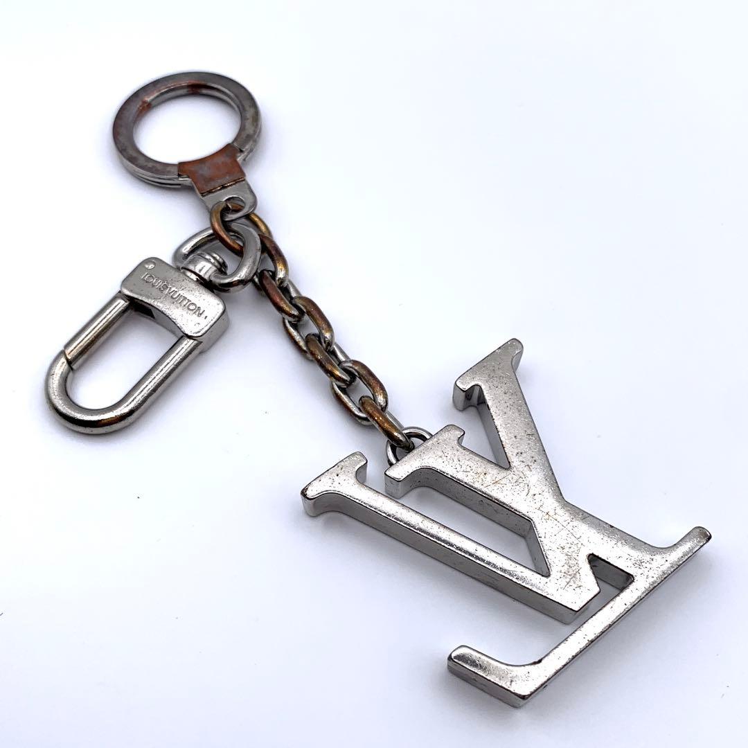 LOUIS VUITTON ポルト・クレ・イニシアル ロゴキーホルダー シルバー