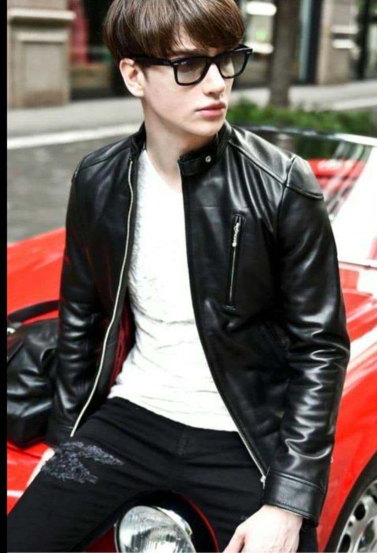 バッファーローボブスSサイズ 黒レザーシングルライダース！ダウンライナー付き！