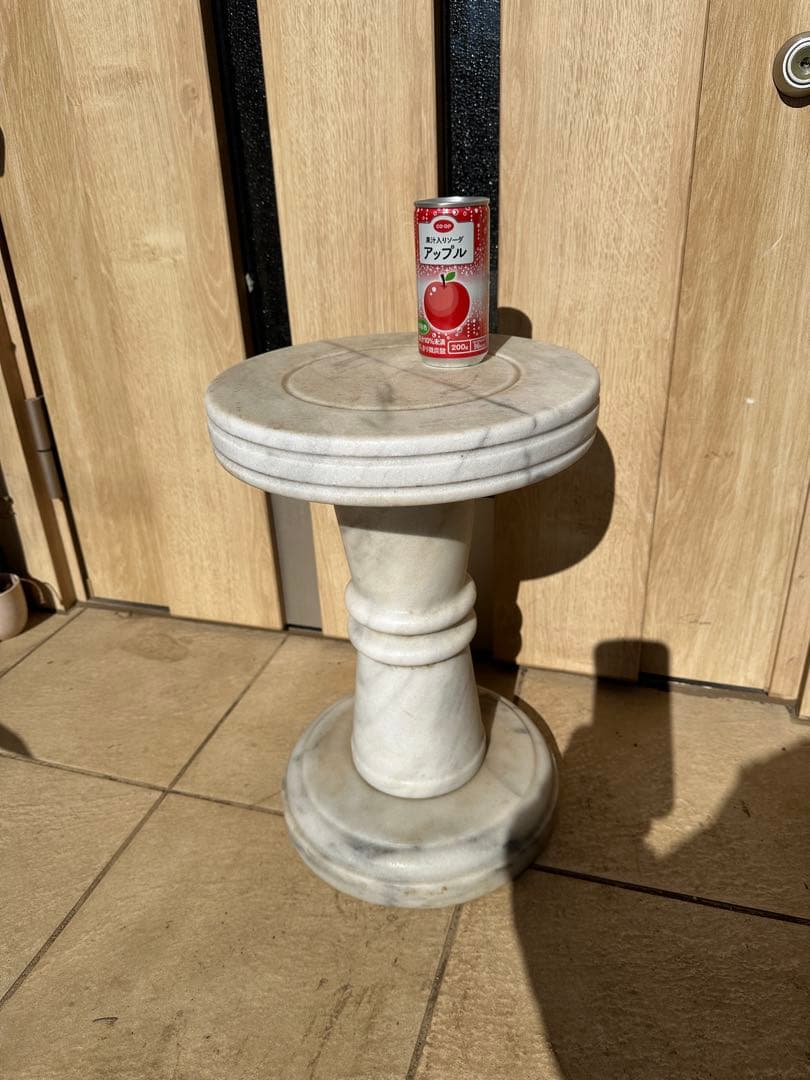 定価38000円　大理石　台座　ガーデニング　庭　椅子　ガーデン　植物　植木鉢