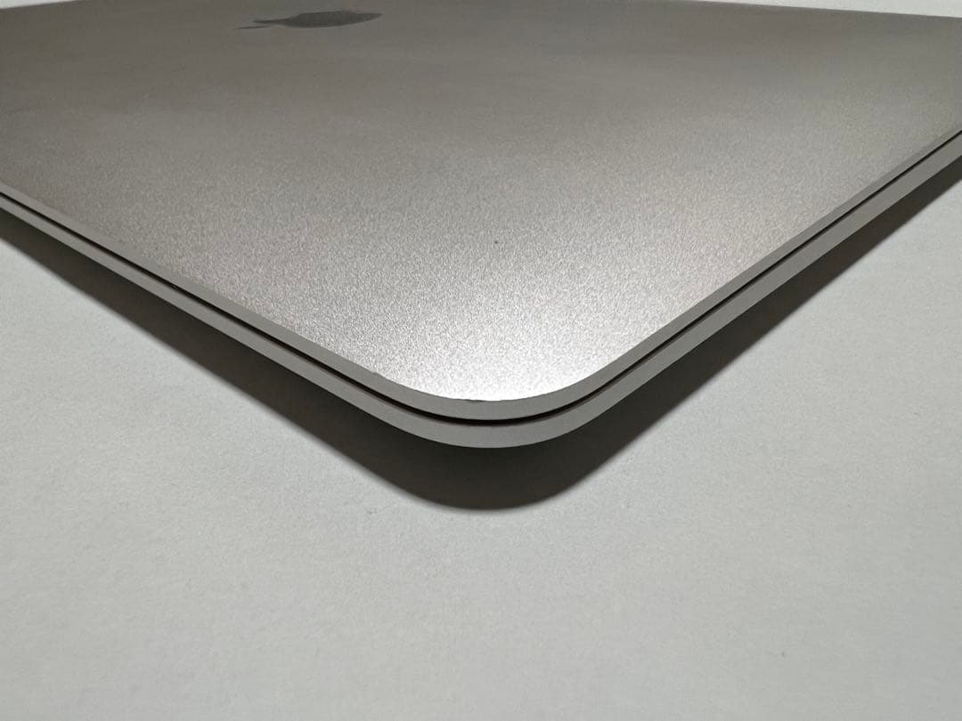 MacBook本体 Apple MacBook Air M1 2020 8GB, 256GB