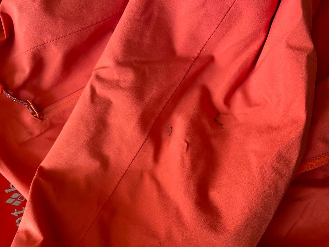 モンベルSパウダーステップパーカー　美品