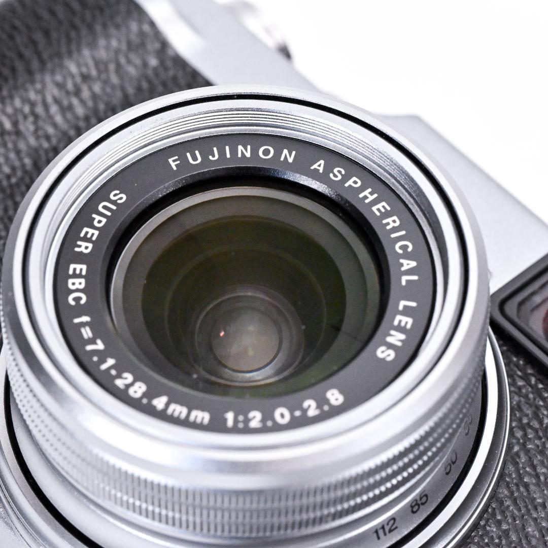 FUJIFILM X20 シルバー　【中古・美品】