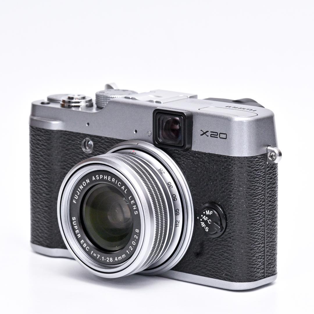 FUJIFILM X20 シルバー　【中古・美品】