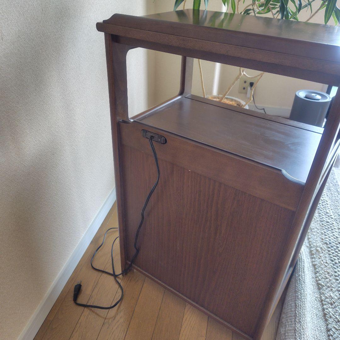 カリモク サイドボード 引き出し 扉付き 2口コンセント