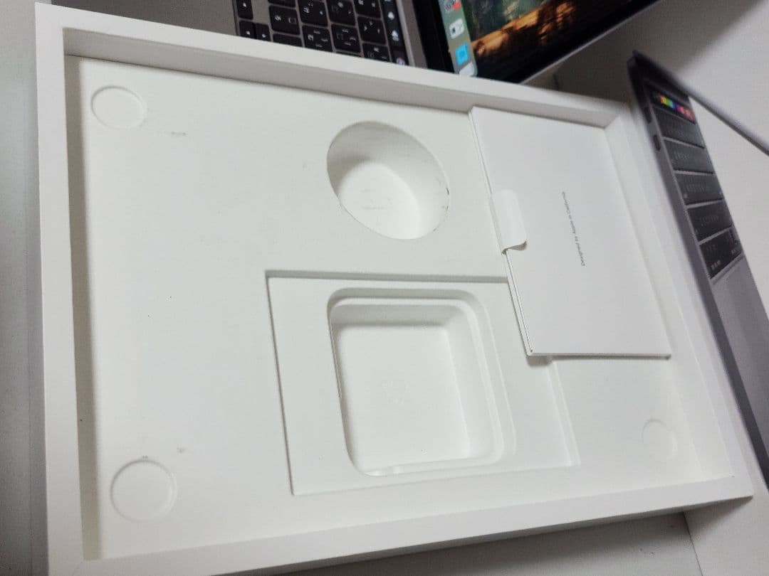 美品　MacBook Pro 2020 13インチ 16GB 1TB 28回充電