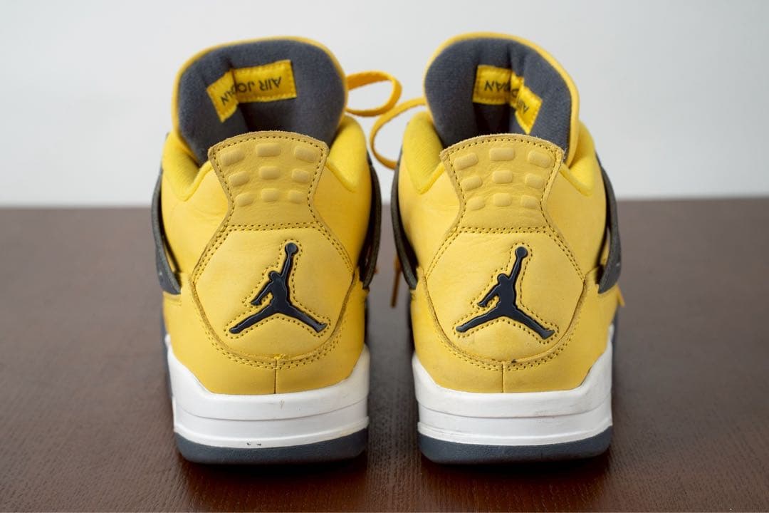 マ*ン様 値下げ！　Air Jordan 4 イエロー ブラック