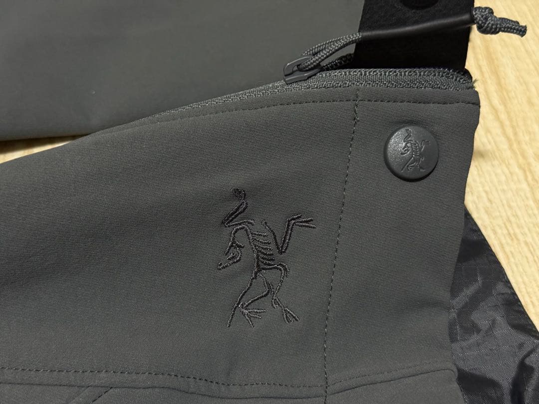 Arc'teryx Leaf Patrol Jacket AR SサイズWOLF