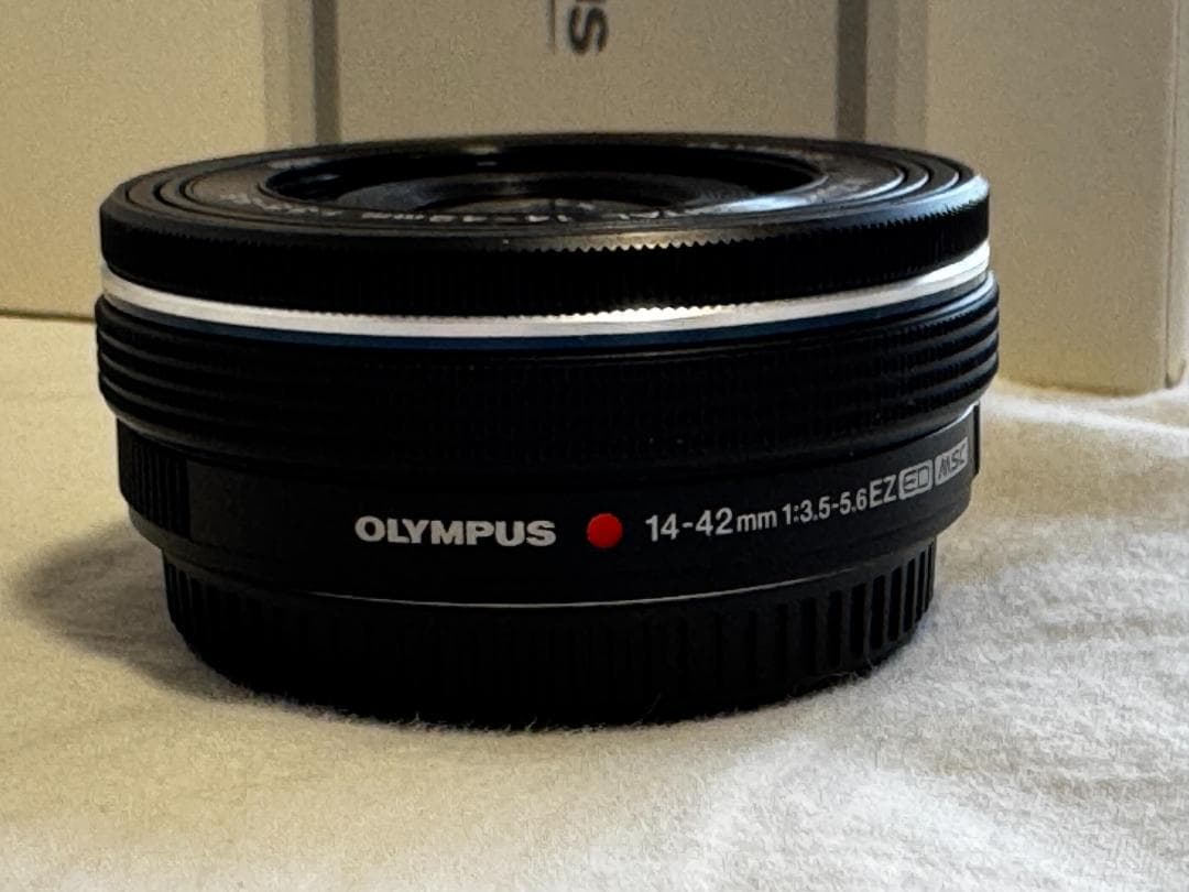 ✨ほぼ新品✨OLYMPUS M.ZUIKO DIGITAL 14-42mm 黒
