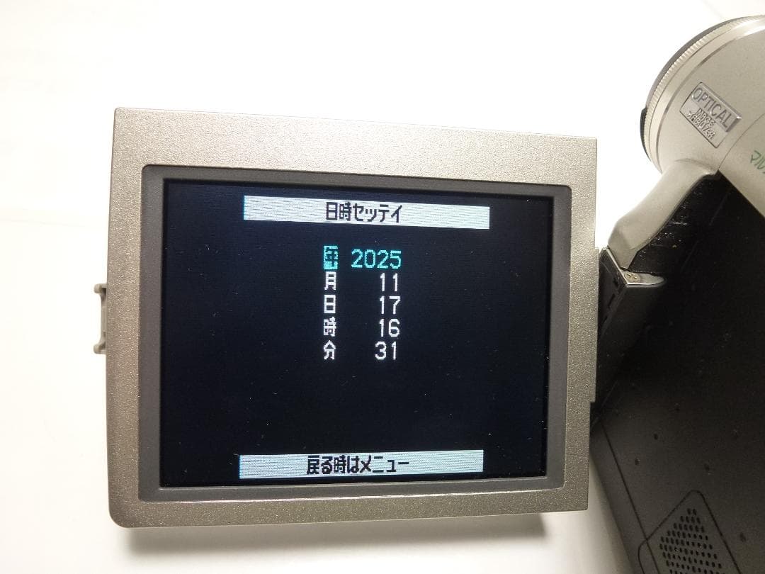 希少　動作品　Mini DV　パナソニックビデオカメラ　NV-DS9