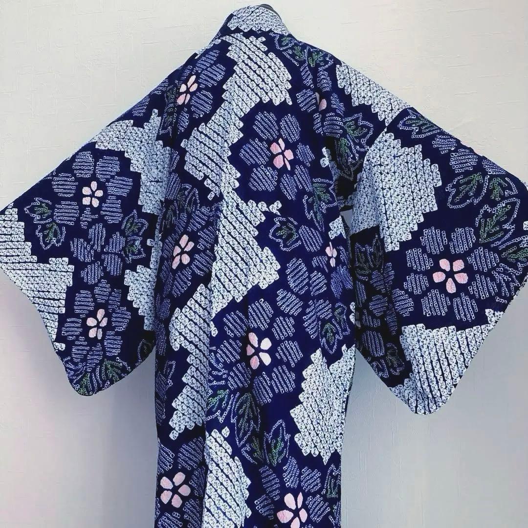 みっちん。 有松鳴海絞り浴衣・蜘蛛絞り 花模様　手縫い 広襟　No.-66