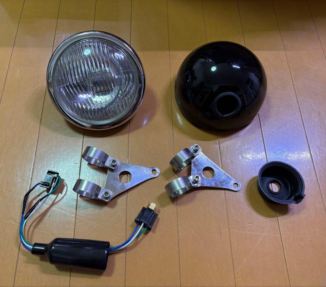 5-3/4インチ　ルーカスタイプ　ヘッドライト　　一式