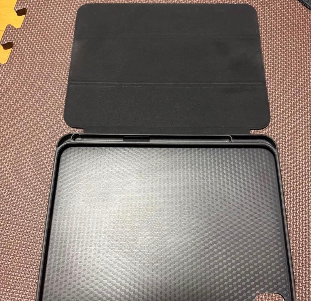 R*U様 Apple iPad 本体 第10世代 64GB WiFiモデル 付属