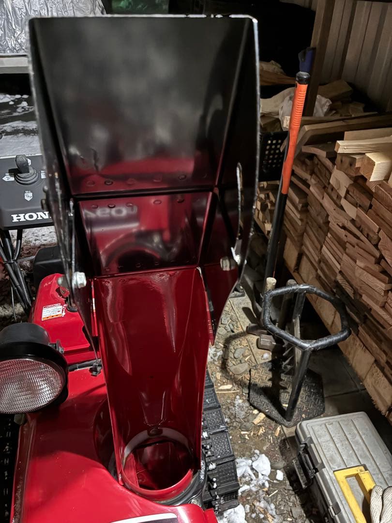 ホンダ除雪機HSS760 n 北海道北広島市　バニラ