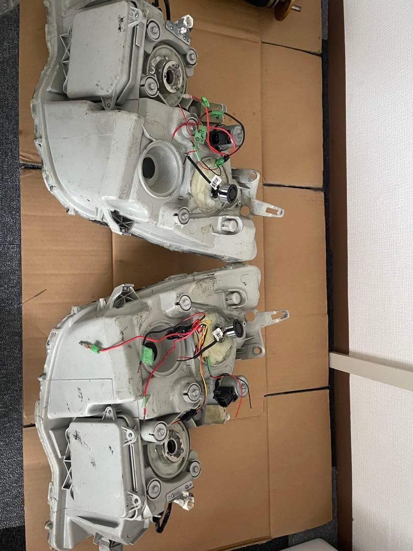 18クラウン ワンオフヘッドライト