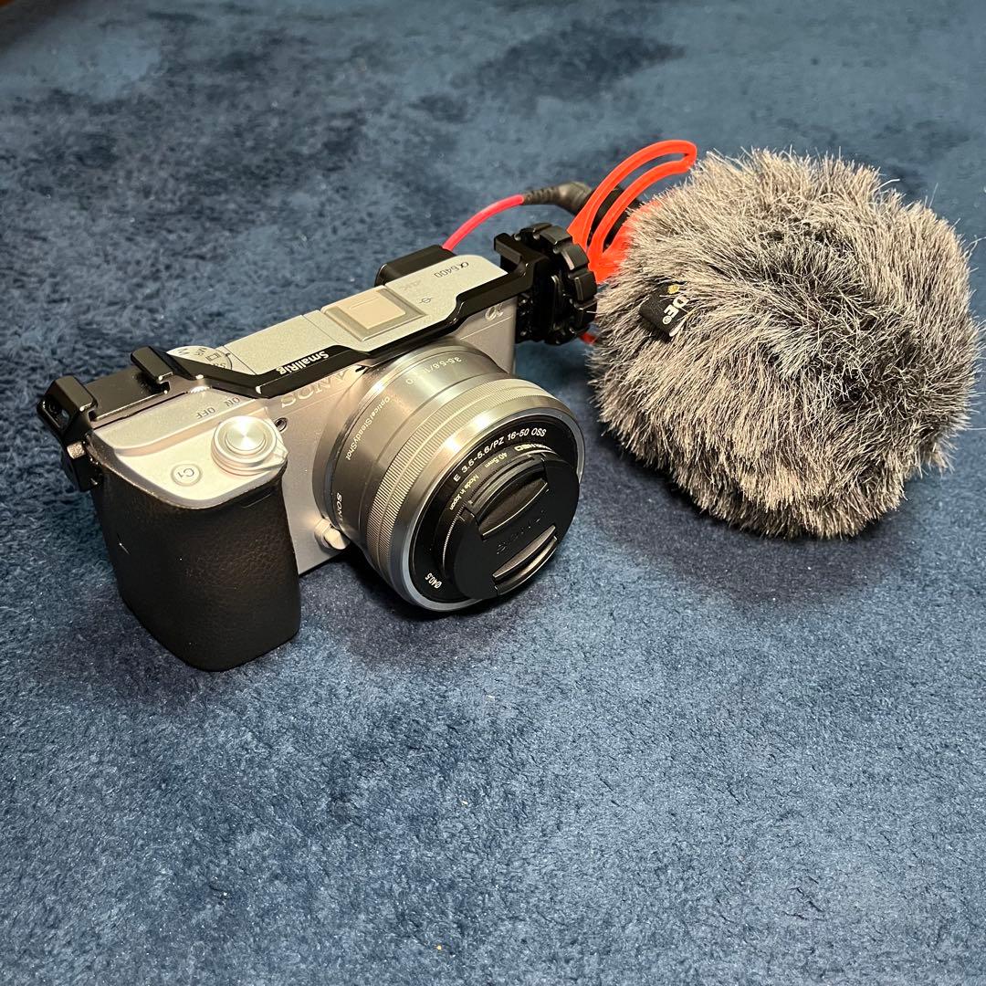 SONY α6400 ILCE−6400 パワーズームレンズキット（シルバー）