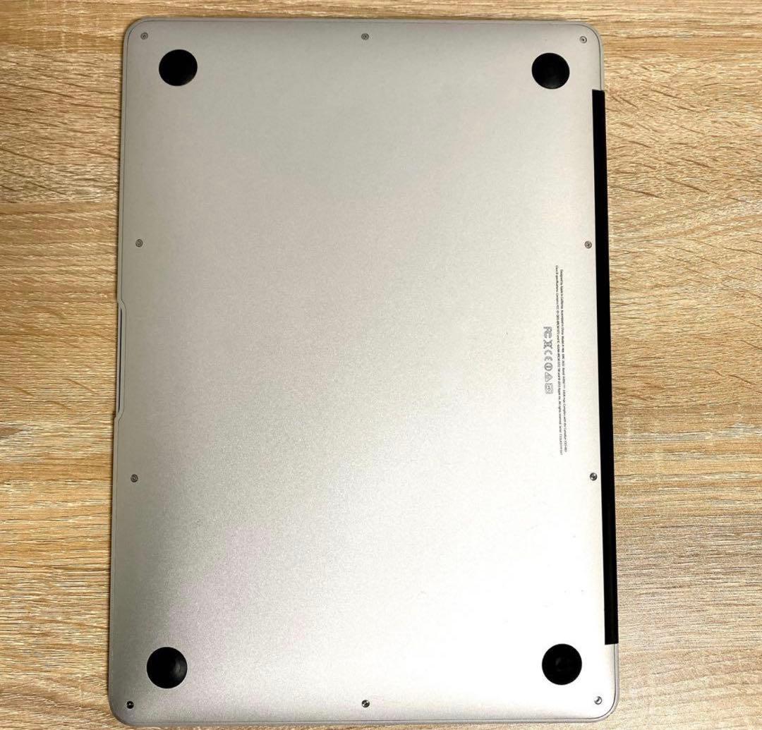 MacBook Air(MacOS2022年／MacOffice／新品バッテリー