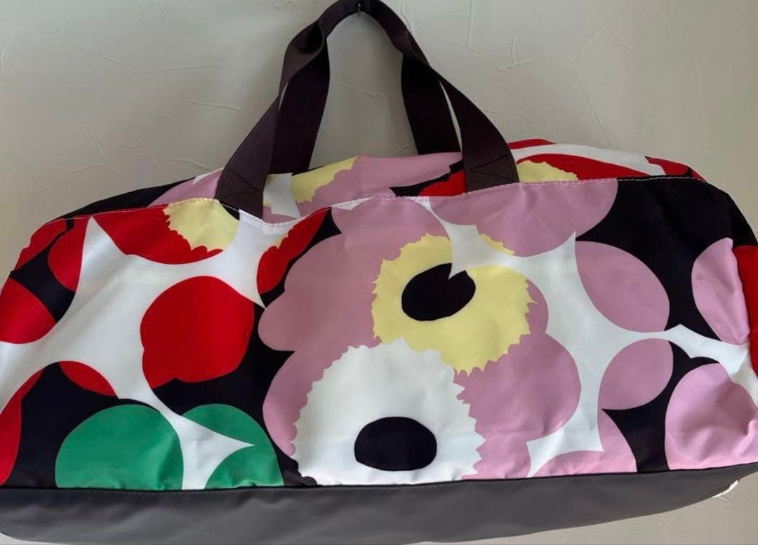 りもこん様adidas marimekko ボストンバッグ　新品未使用タグ付