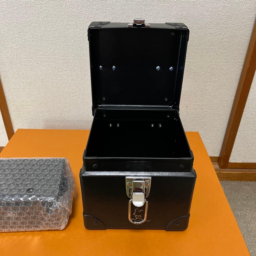 shu uemura 非売品　メイクボックス　ミッキー　シュウウエムラ