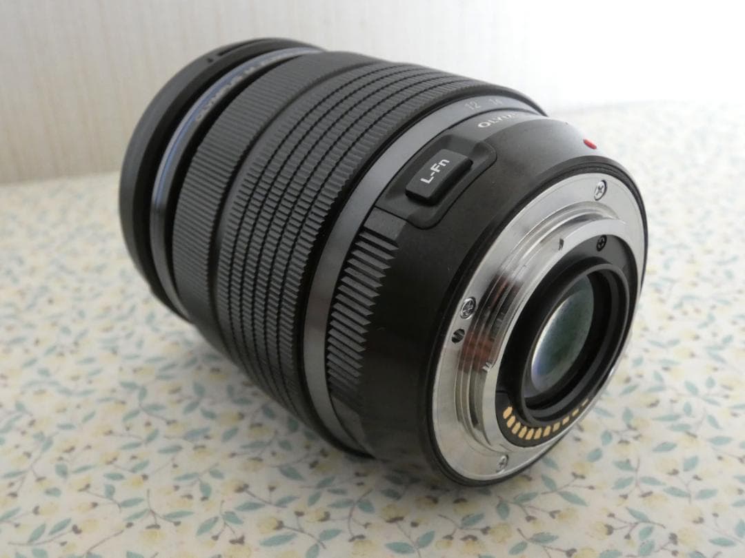 オリンパス M.ZUIKO DIGITAL ED 12-40 F2.8 PRO