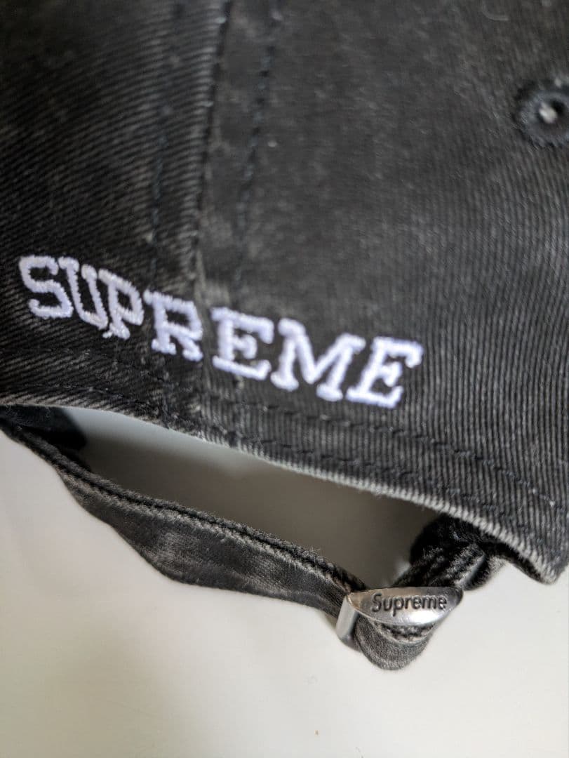 Supreme pigment S Logo 6−panel SS25 黒