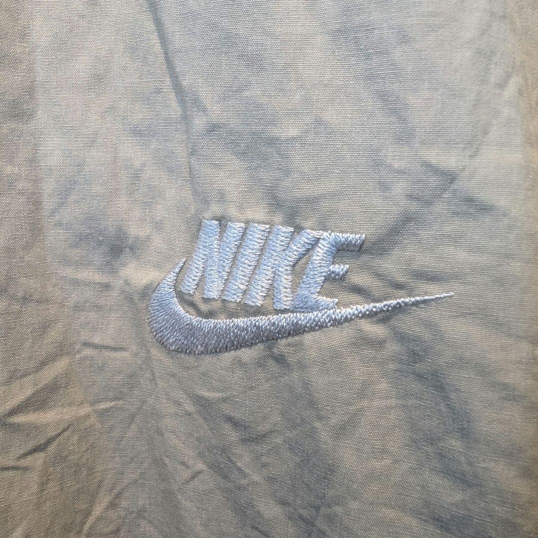 NIKE　シェルナイロン　刺繍　シャカシャカ　セットアップ上下　ジップ　ベージュ