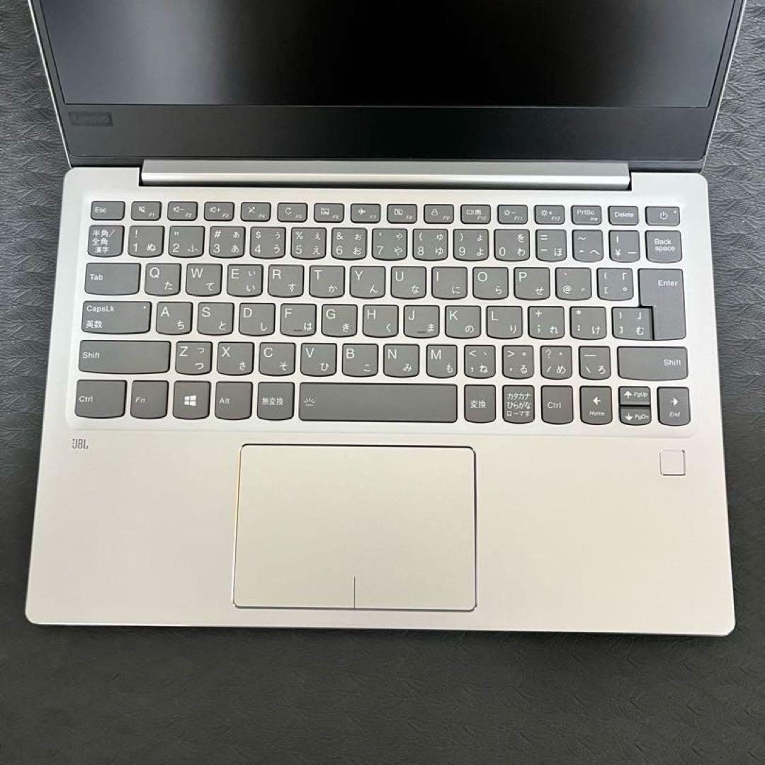 Windowsノート本体 Lenovo ideapad 720S