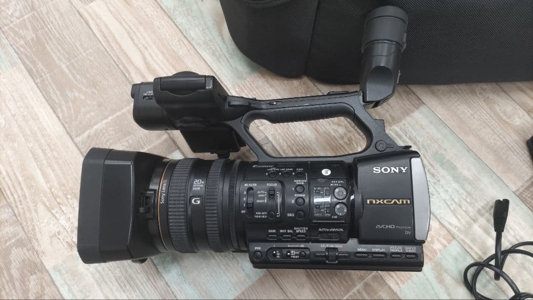 SONY NXCAM 　HXR-NX3