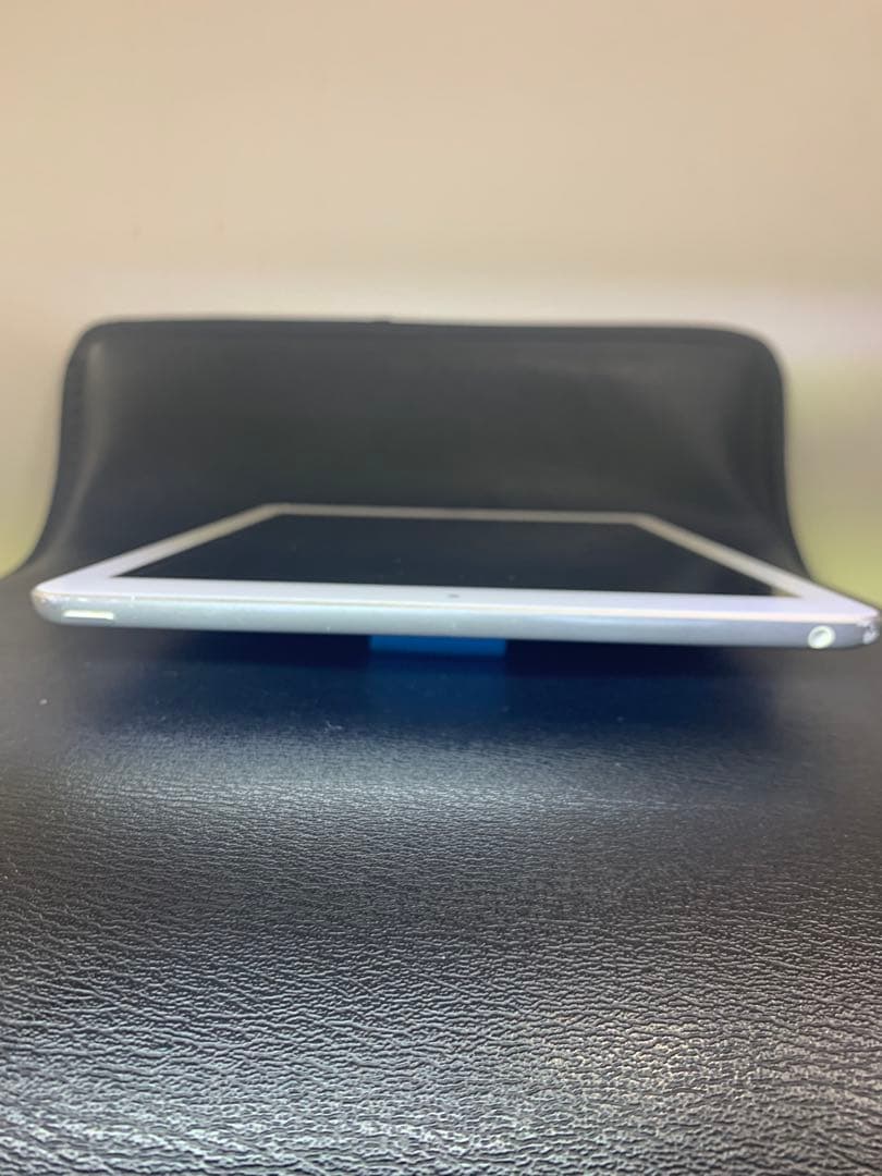 iPad 第6世代　バッテリー良好　②