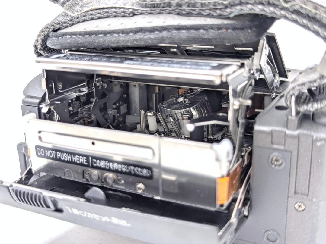 miniDVのダビングに！ Panasonicビデオカメラ NV-DS200 2