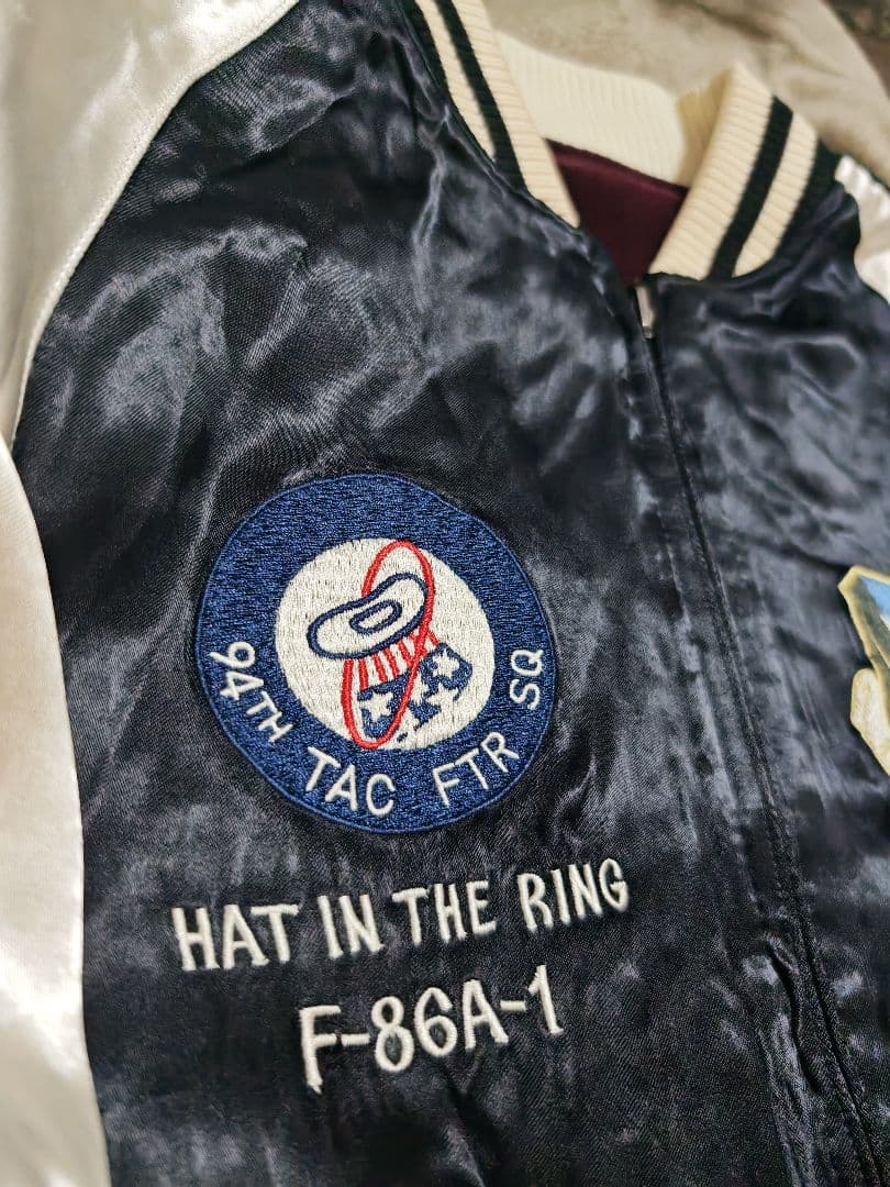 美品 2面用AVIREX USA 別珍 虎日本 スカジャン unisex サテン