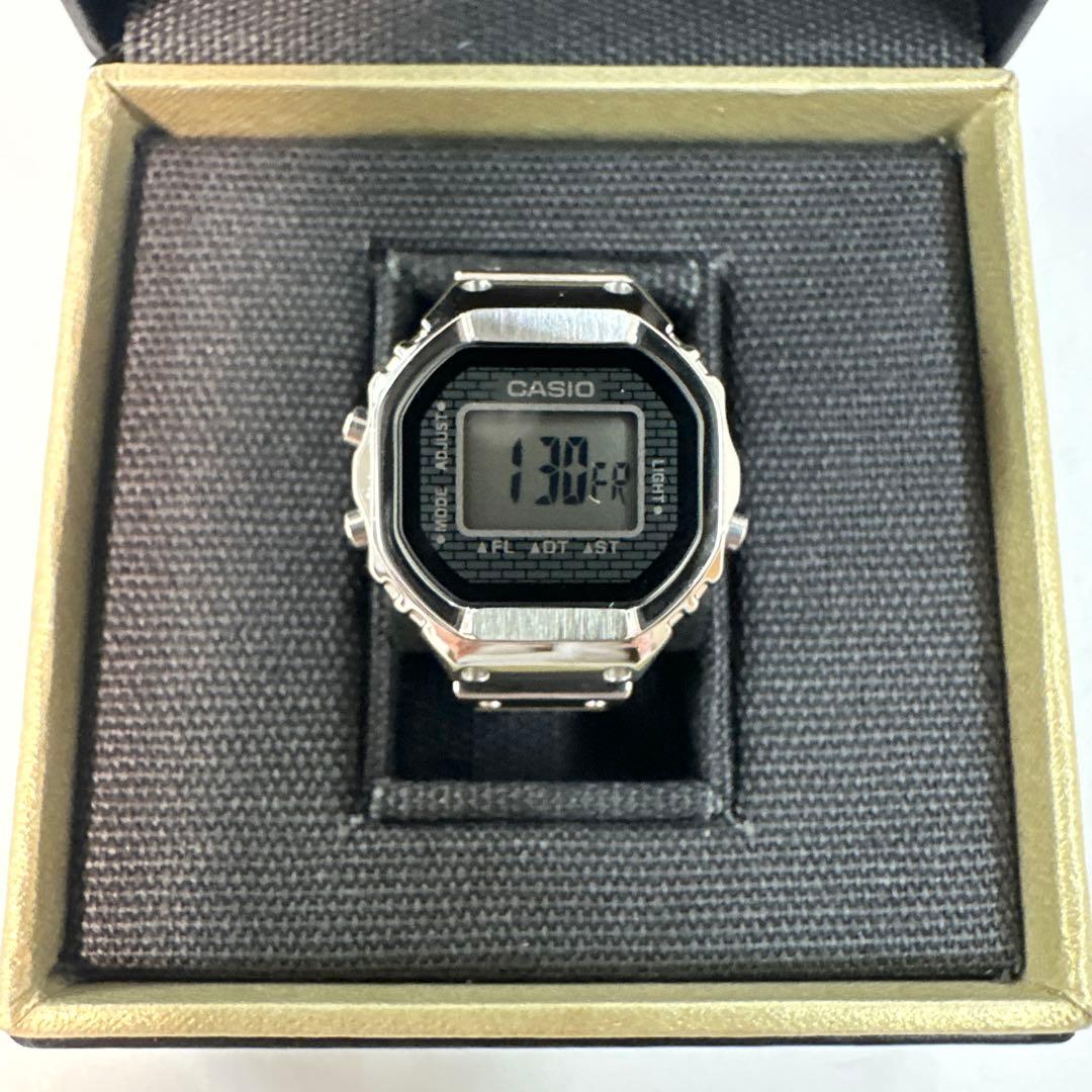 【新品】　カシオ　デジタル　リングウォッチ　シルバー　CRW-001-1JR