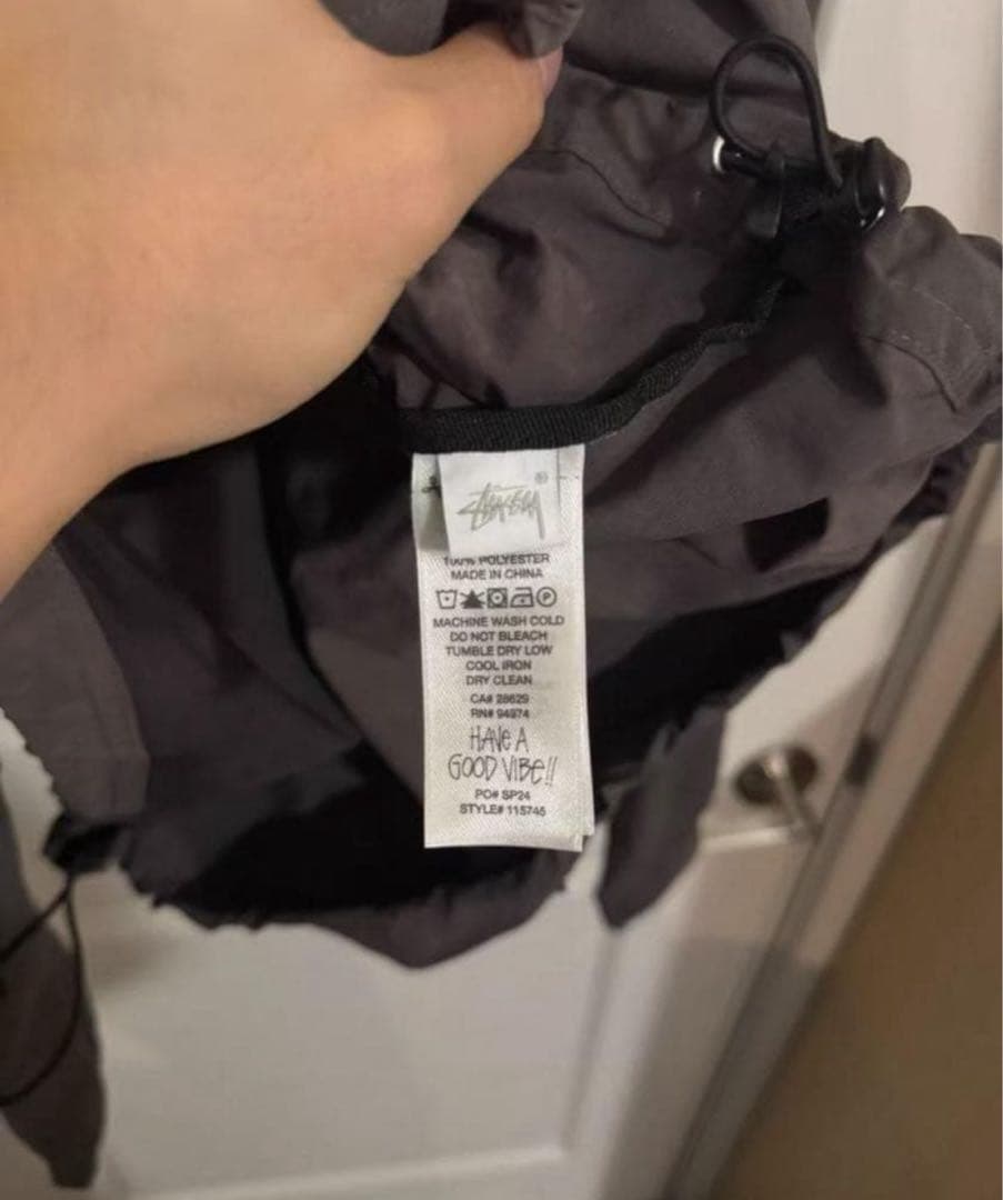美品Stussy グレー ナイロンジャケット フード付き L