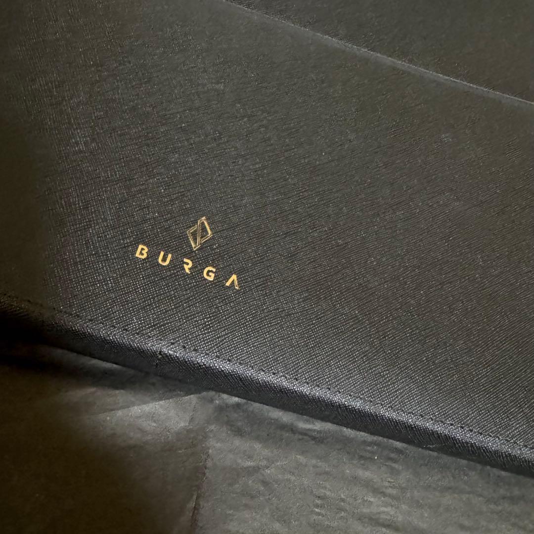 BURGA ヴィーガン・サフィアーノ・レザー PCケース