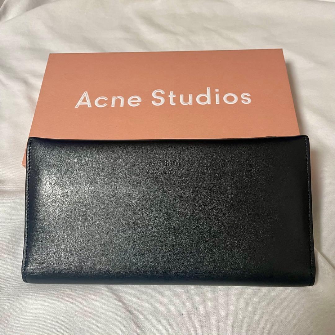 Acne Studios 二つ折りウォレット