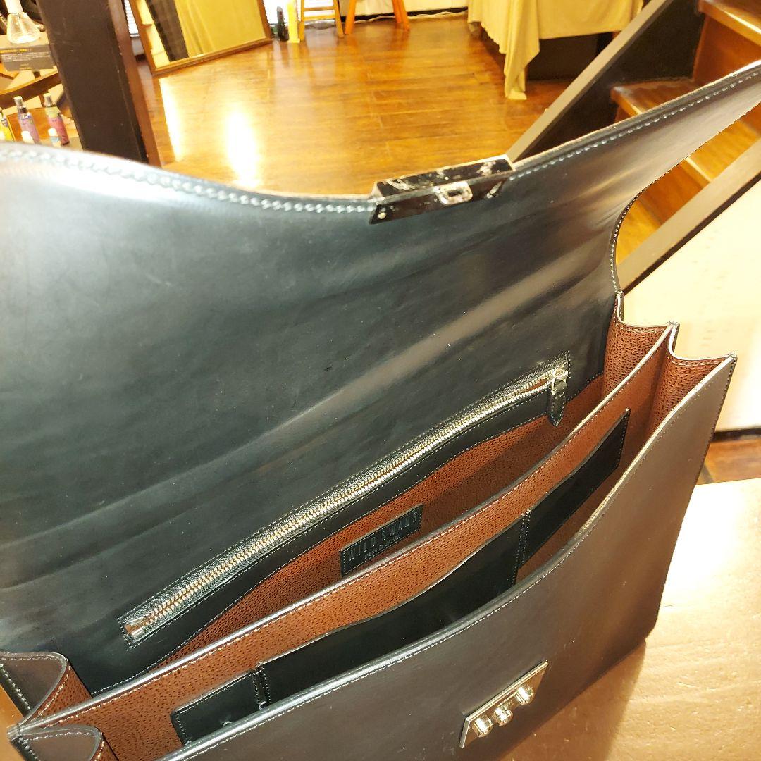 a*t様 ワイルドスワンズ ブリーフケース 15万円弱