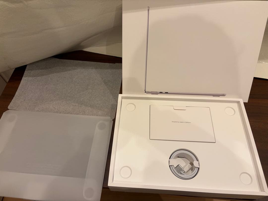 MacBook Air 13インチ M3 2024 24GB 512GB