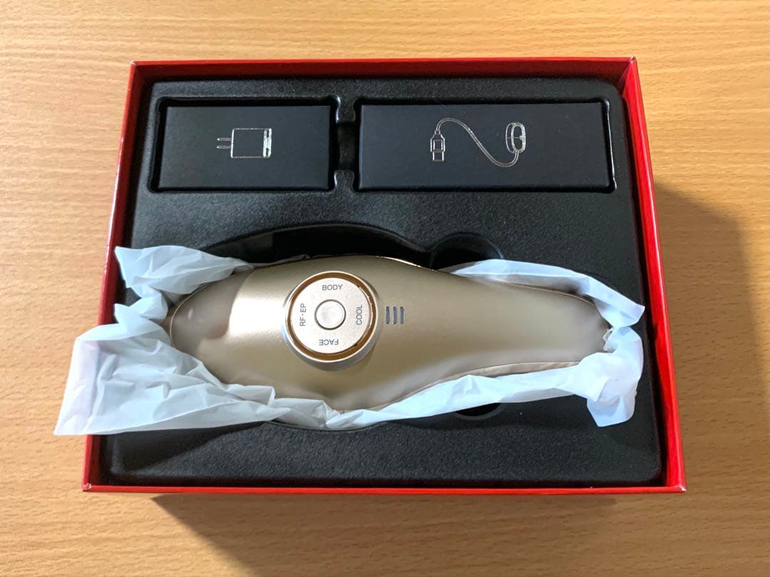 正規品 IKKOプロデュース MEラボンエクラ 美顔器