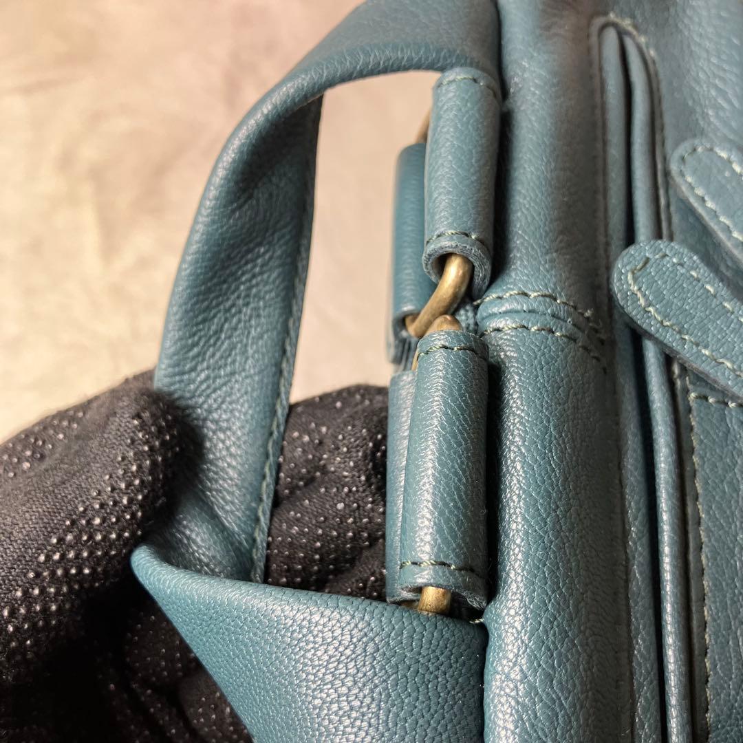 未使用級✨ダコタ ファレル シボ 山羊革 レザー A4可 ロゴ型押し リュック