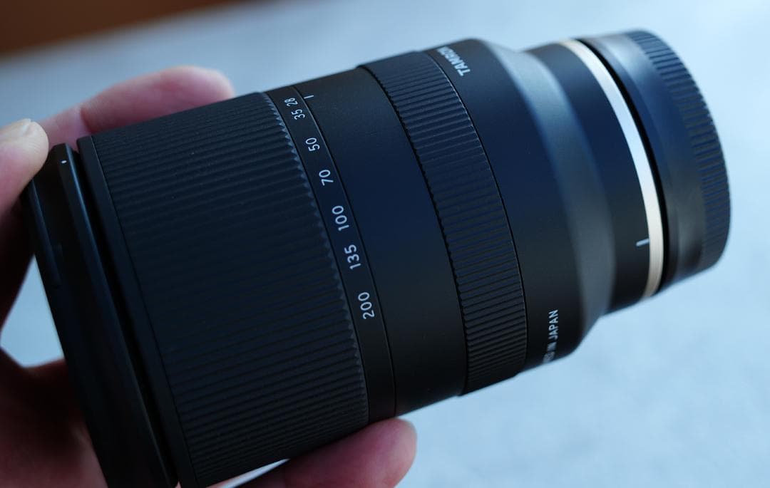 タムロン 28-200mm F/2.8-5.6 Di III RXD Eマウント