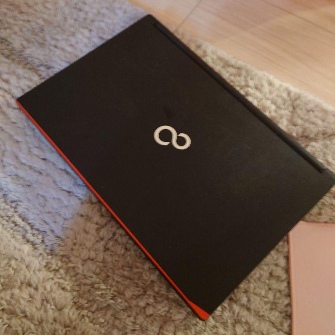 Fujitsu Lifebook ノートPC ブラック