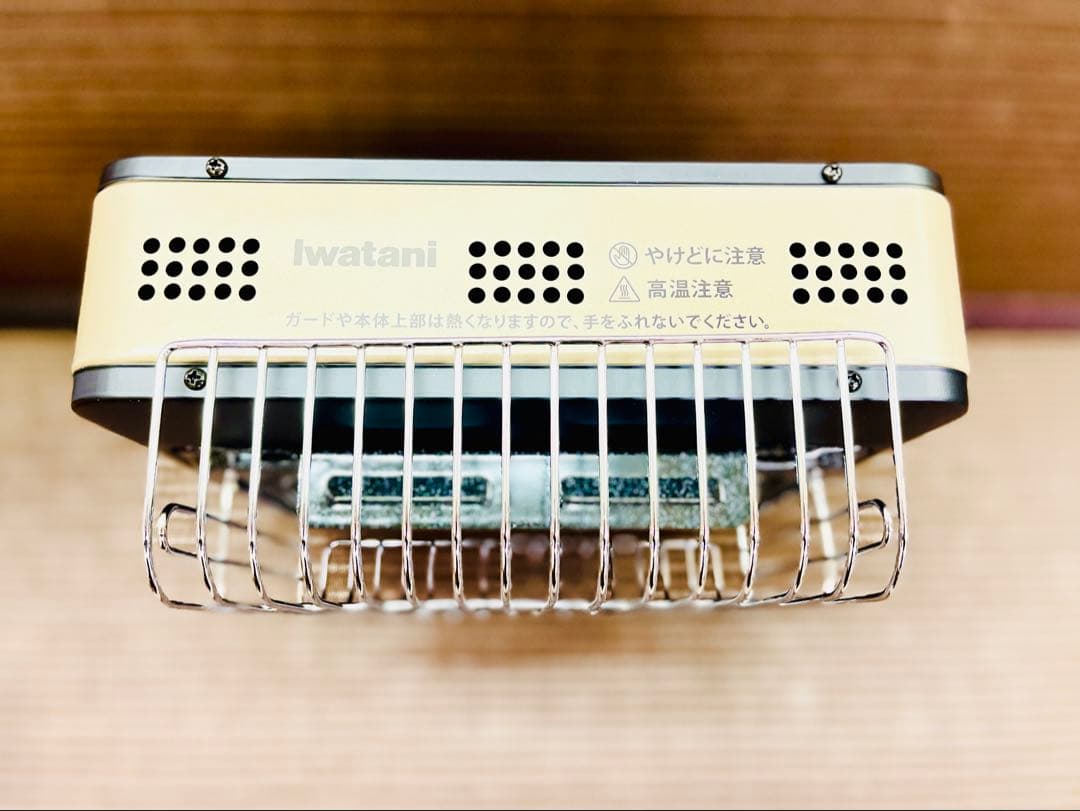 【新品未使用】イワタニ カセットガスストーブ CB-CGS-PTB 屋内専用