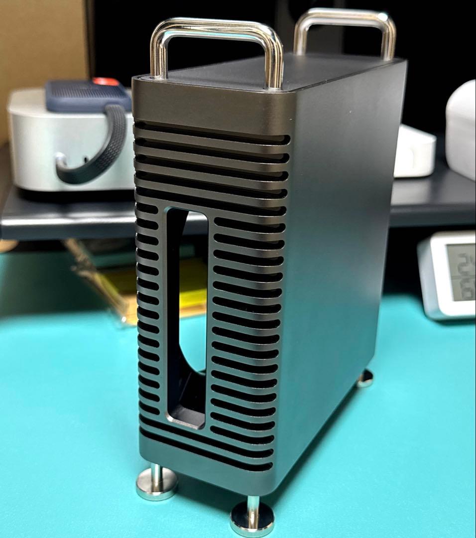 ZEERA MacForge Gen2 M4 MacMini ケース